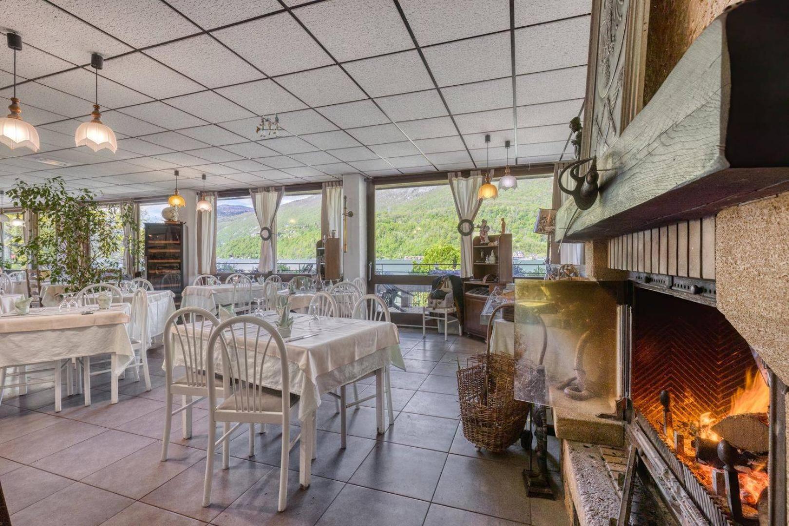 Les Sirenes Hotel Lepin-le-Lac Luaran gambar